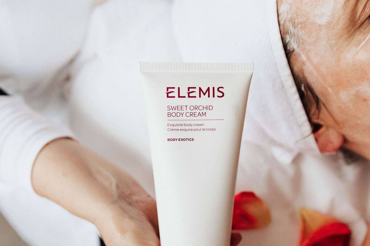 body treatments, aromatherapy, deep-tissue massages, swedish massages