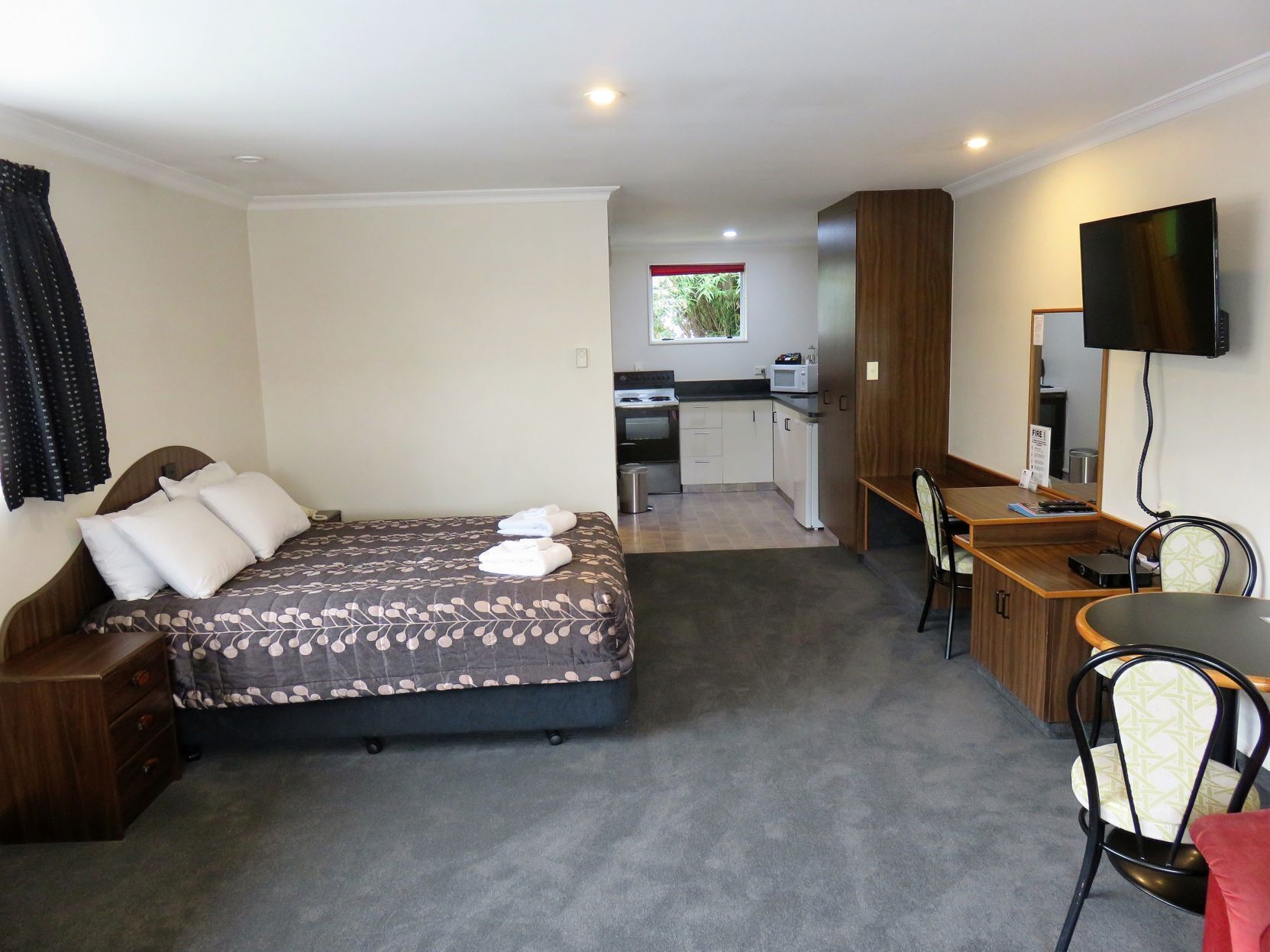 Soundproofing, iron/ironing board, free WiFi, bed sheets