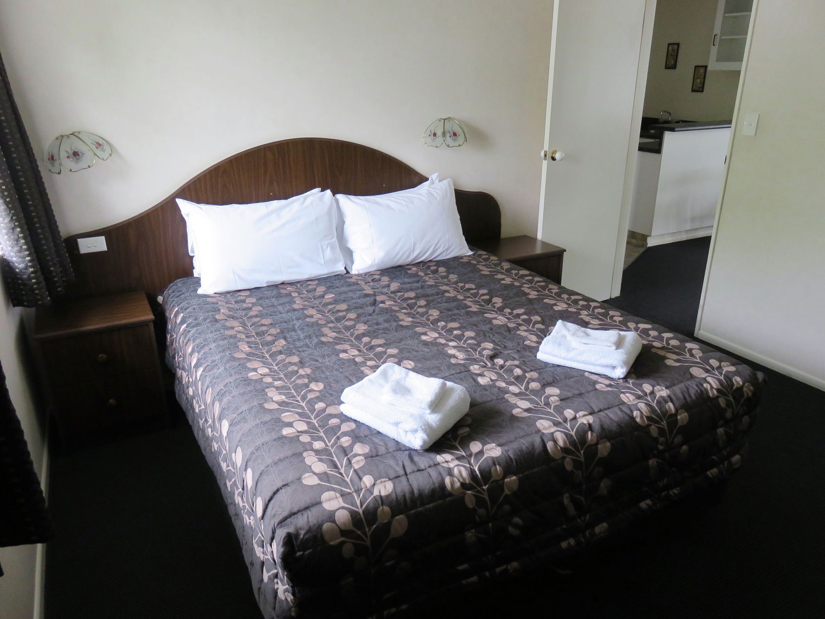 Soundproofing, iron/ironing board, free WiFi, bed sheets