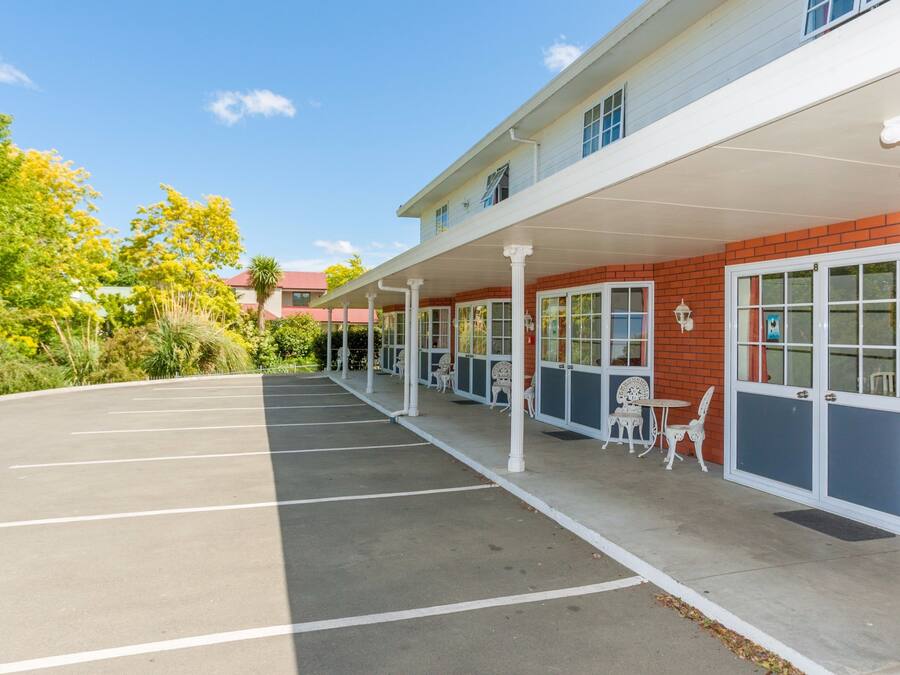 Aparcamiento sin asistencia gratuito