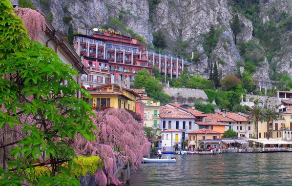 Front of property - Hotel Castell (Limone sul Garda)