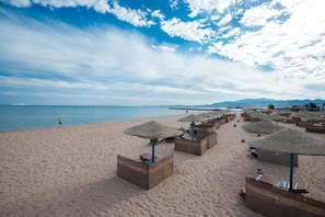 Private beach nearby, beach umbrellas, scuba diving, snorkeling - Shams Safaga Resort - All inclusive (Safaga)