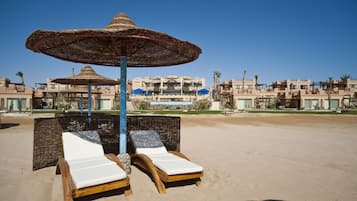 Private beach, sun-loungers, beach umbrellas, beach towels