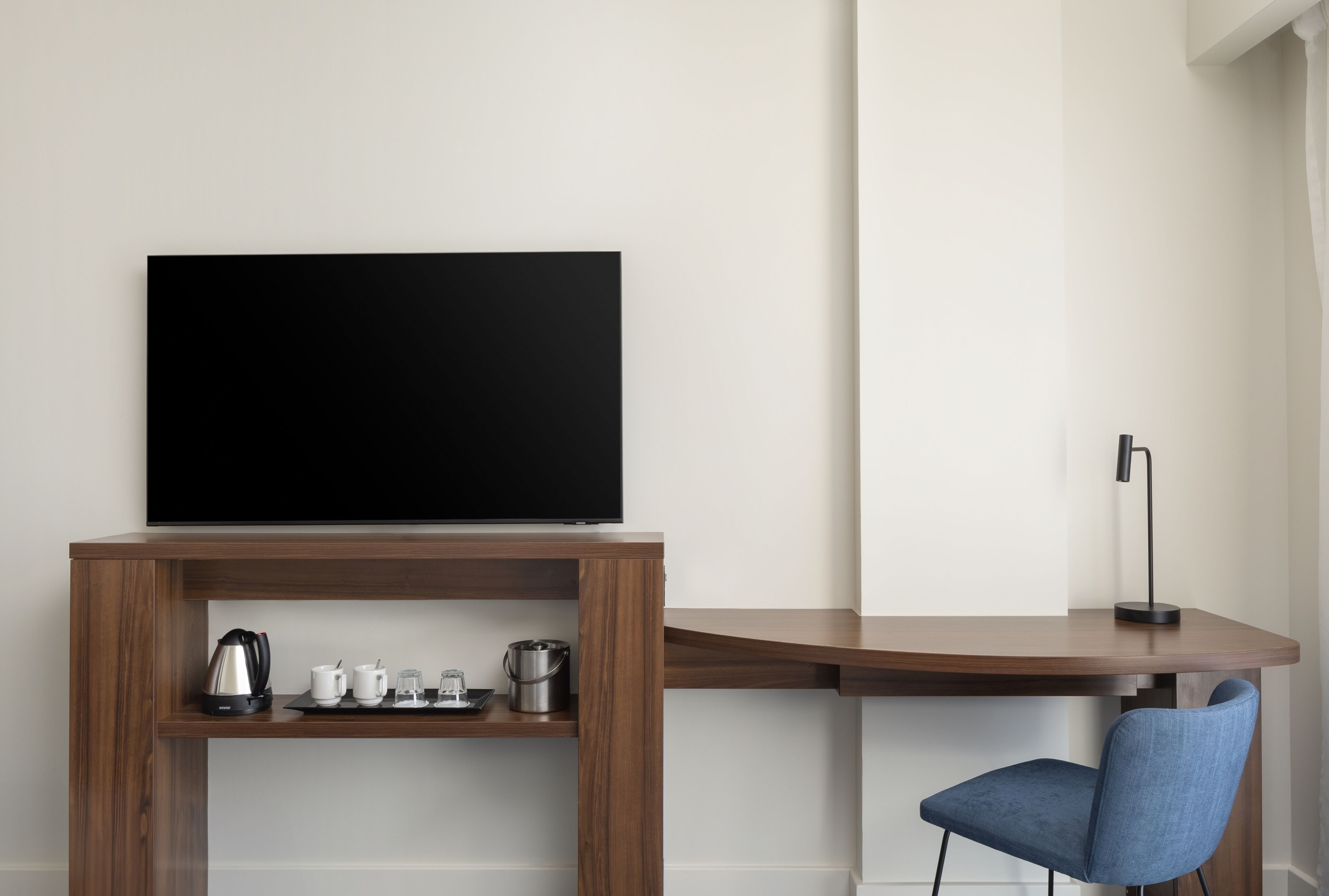 twin room | in-room safe, desk, laptop workspace, blackout curtains