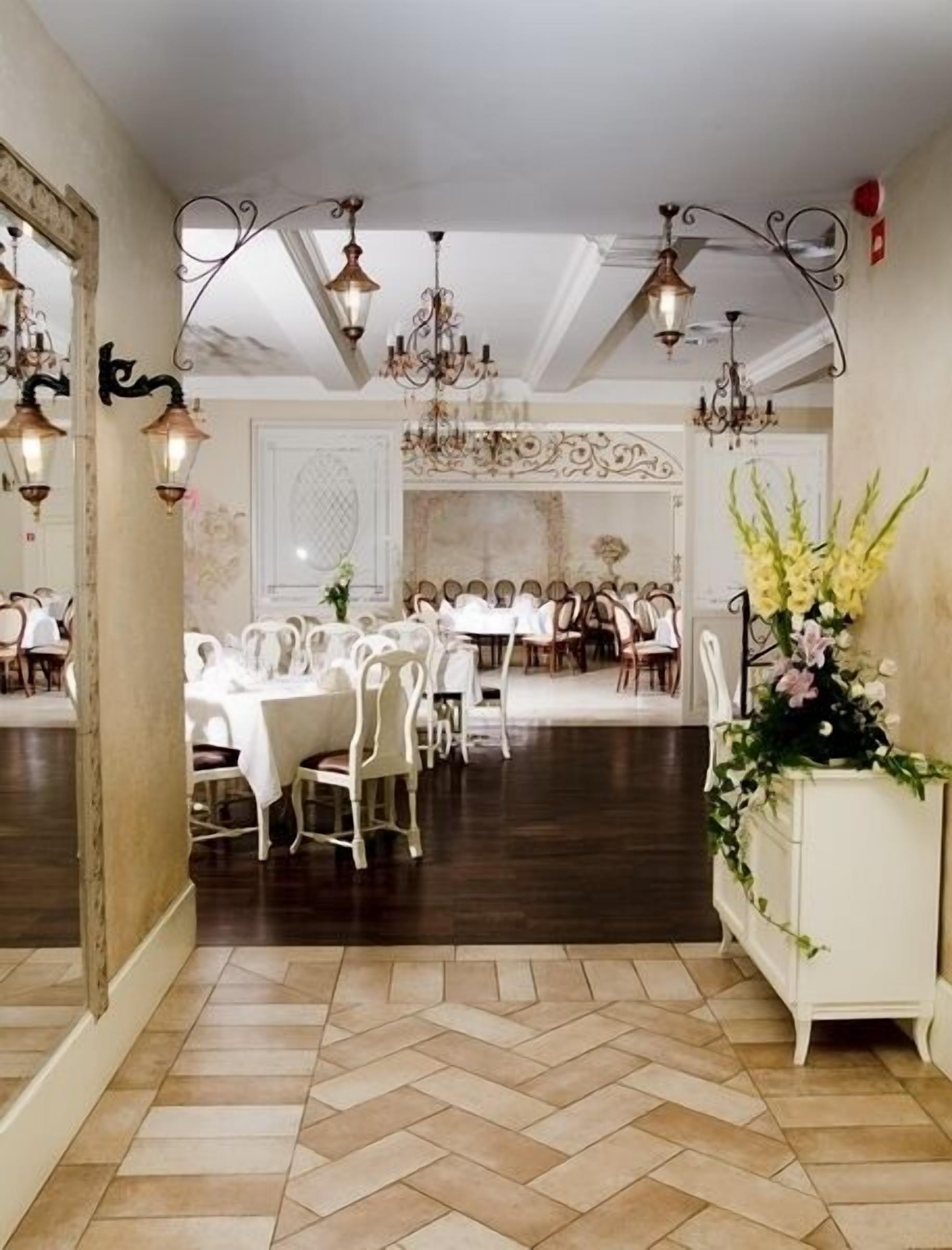 Breakfast, lunch, dinner served; Polish cuisine, al fresco dining 