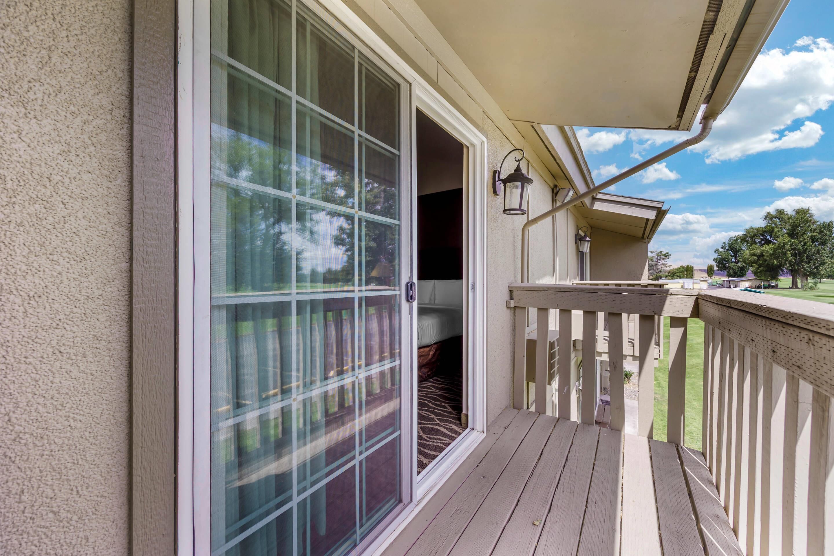 Iron/ironing board, cribs/infant beds, rollaway beds, free WiFi