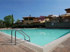 Pool - Borgo Etrusco S.p.A. (Scarlino)