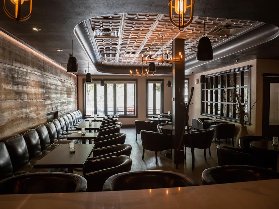 2 ristoranti, aperti a colazione, a pranzo e a cena, cucina americana