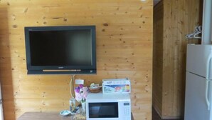 Room amenity - Dolphin Motel (Tofino)