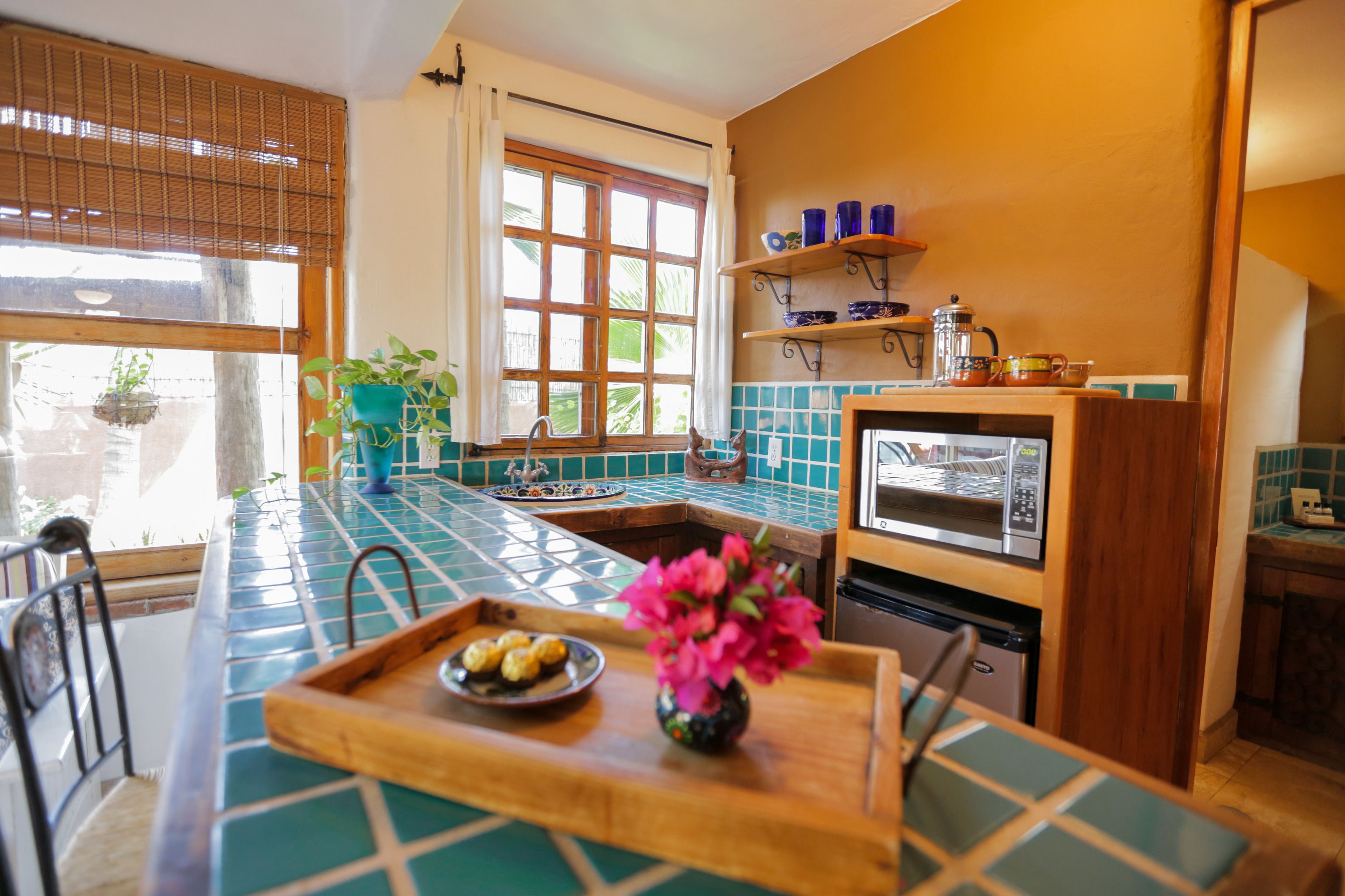 patio-bungalow, 2 bedrooms, king, queen and twin beds, patio with hammocks  | microwave