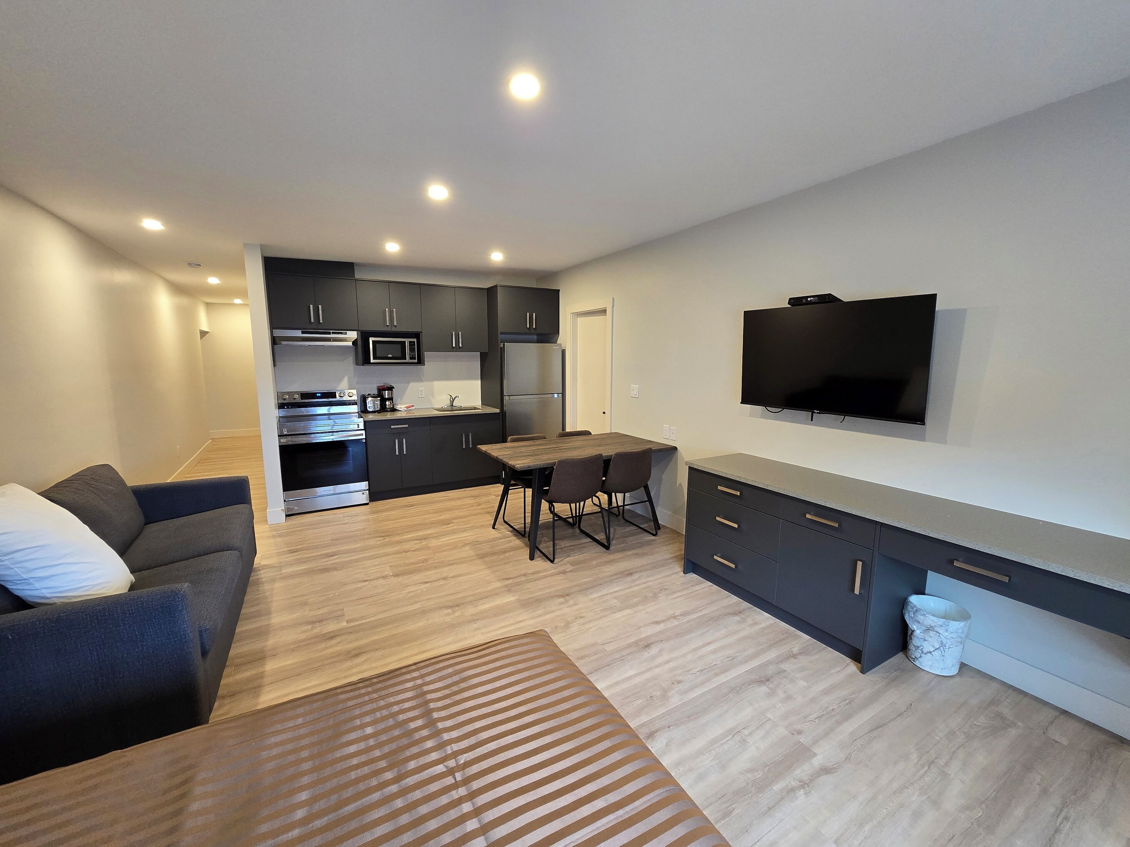 アパートメント | 内装