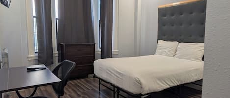 Literie de qualité supérieure, couette en duvet d'oie, bureau