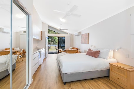 Premium Cabin - Sleeps 2 - Accessible - Dog Friendly | 1 bedroom, blackout drapes, iron/ironing board, free WiFi