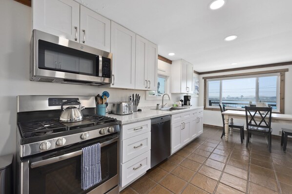 House, 2 Bedrooms (King Beds- Harbor House) | Private kitchen | Mini-fridge, coffee/tea maker - Bodega Harbor Inn (Bodega Bay)