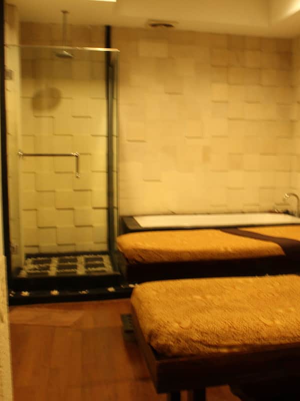 Body treatments, aromatherapy, body scrubs, facials