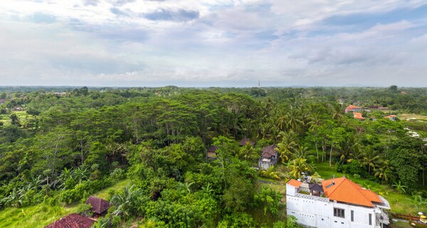 Wahyu Dewata - Gianyar