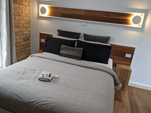 Family Suite (Shared Balcony)