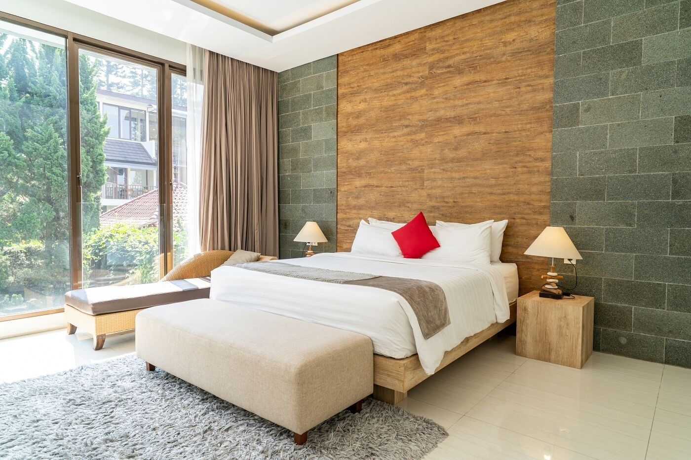 3 habitaciones, ropa de cama de alta calidad y colchones Select Comfort 