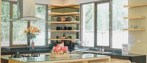 Villa, 4 Bedrooms | Private kitchenette | Full-size fridge, microwave, stovetop, toaster