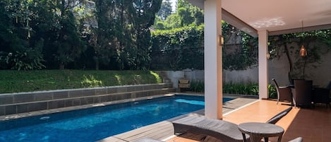 Mặt tiền nơi lưu trú