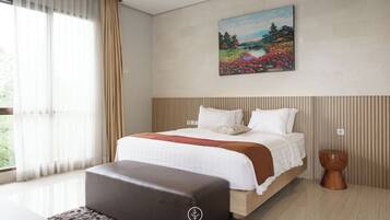 3 bedrooms, premium bedding, Select Comfort beds, individually decorated