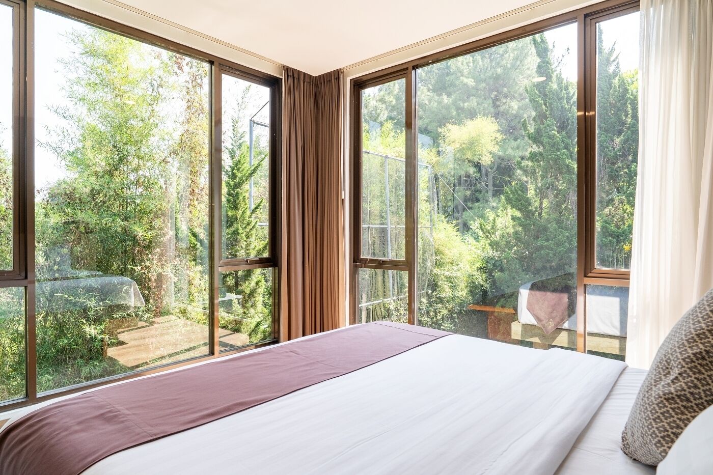 3 habitaciones, ropa de cama de alta calidad y colchones Select Comfort 