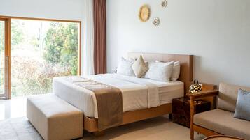 Villa | 3 bedrooms, desk, laptop workspace, iron/ironing board