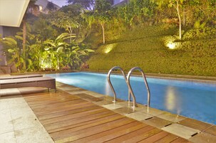 Outdoor pool, sun loungers