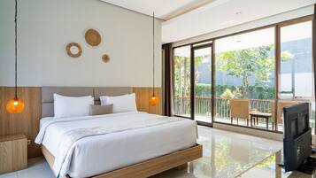 4 Bedrooms Villa with Private Pool | 4 bedrooms, premium bedding, Select Comfort beds, individually decorated