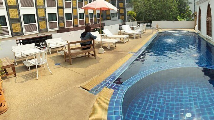 Wangburapa Grand Hotel