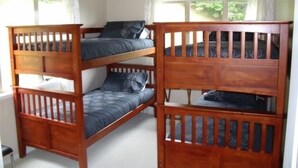 Economy cottage, 2 slaapkamers | Luxe beddengoed, een bureau, een laptopwerkplek