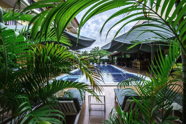 Sun deck - Grand Sihanoukville Hotel (Sihanoukville)