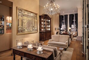 Sala de estar en el lobby