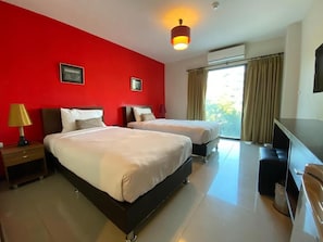 1 bedroom, free minibar items, in-room safe, desk - WE Valley Hotel (Chiang Mai)