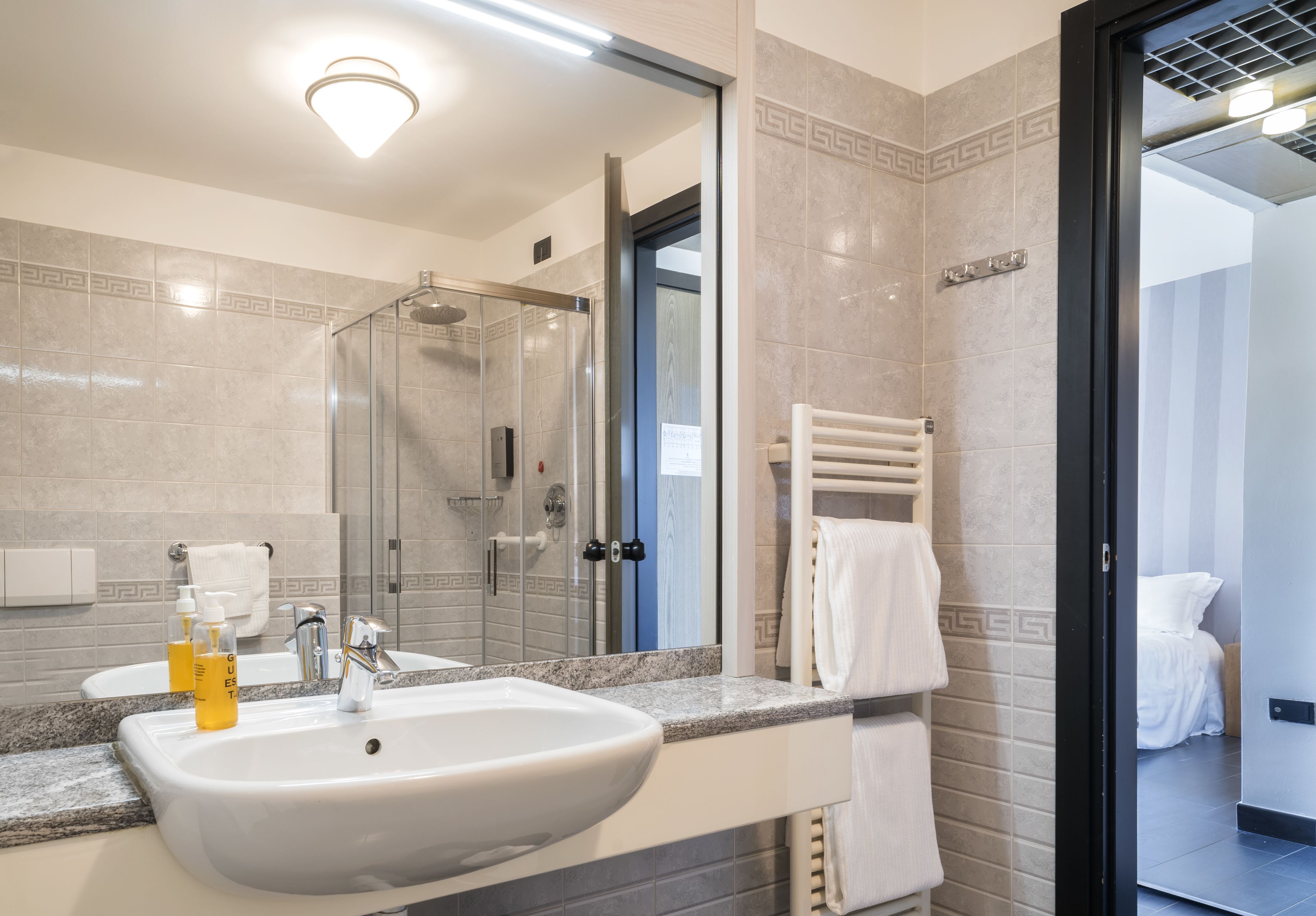 shower, free toiletries, hair dryer, bidet