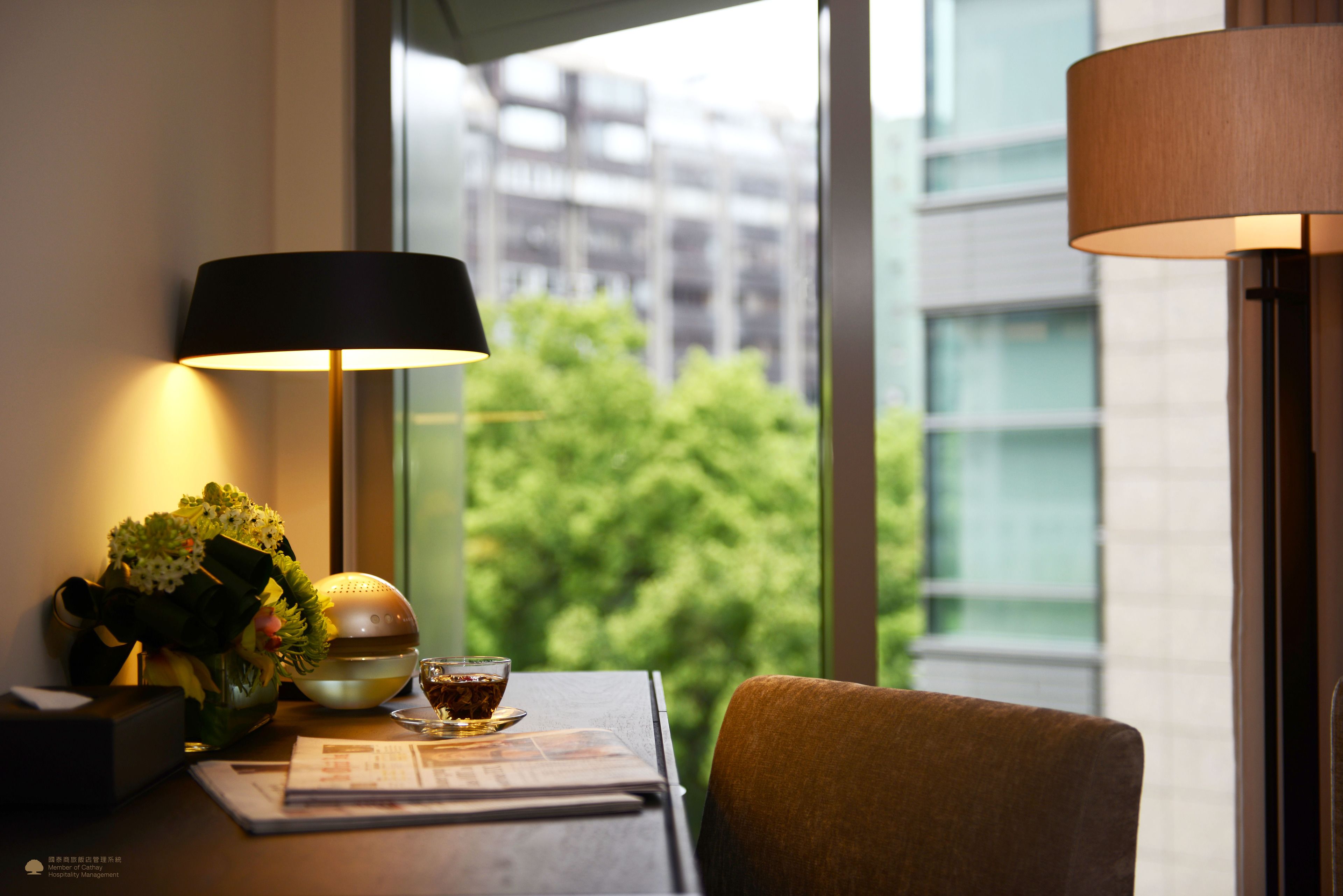 premium bedding, down duvets, minibar, in-room safe