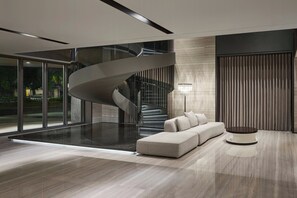 Lobby - Madison Taipei, a Tribute Portfolio Hotel (Taipei)