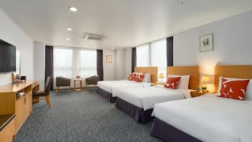 Frigobar, cofres nos quartos, individualmente mobiliados