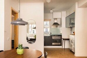 Private kitchen - The Lisbonaire Apartments (Lisbon)