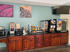 Free daily breakfast