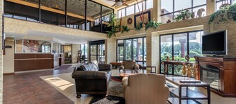 Econo Lodge Broken Arrow - Tulsa