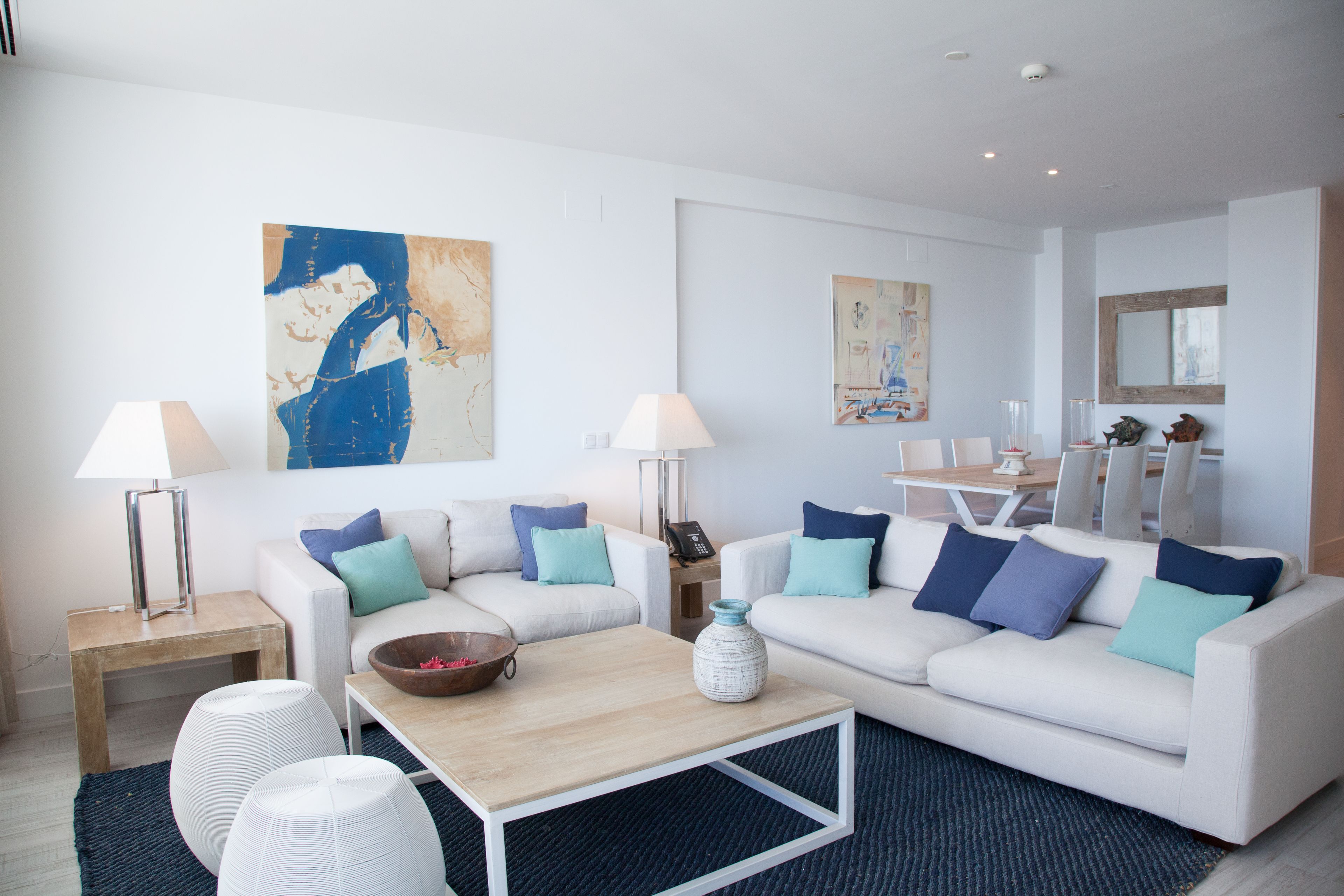 32-inch lcd tv with digital channels, tv