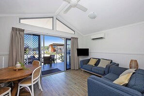 Standard Cabin - Sleeps 4 | Living area