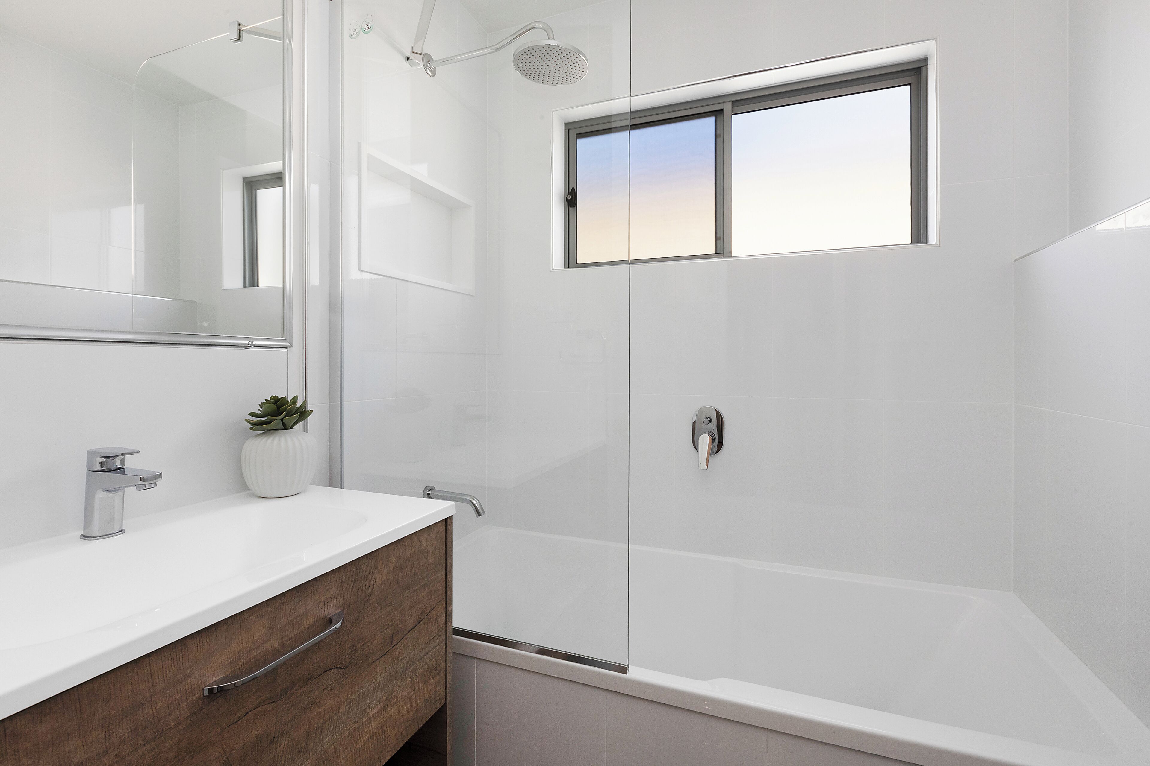 Hytte – premium (Sleeps 4) | Bad | Kombinert dusj/badekar og håndklær