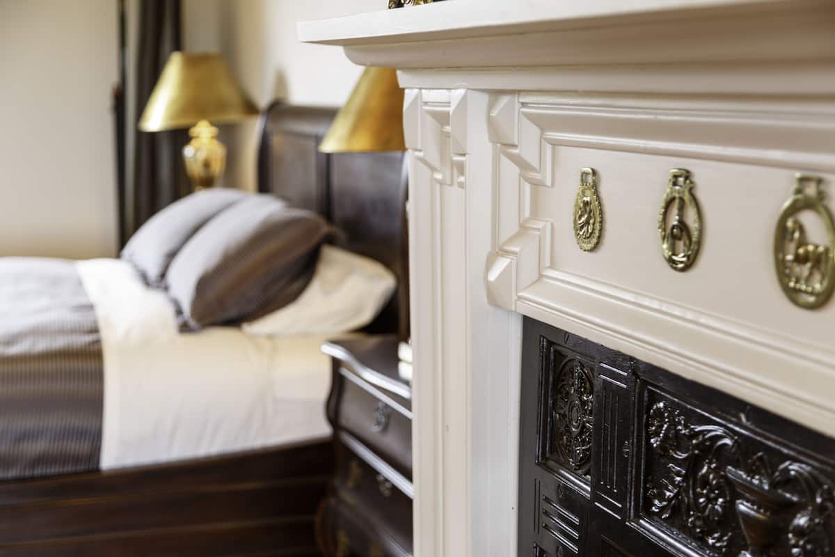 sir tristram suite  | 1 bedroom, premium bedding, desk, laptop workspace