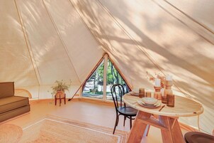 Basic Tent | Living area | 32-inch TV with digital channels