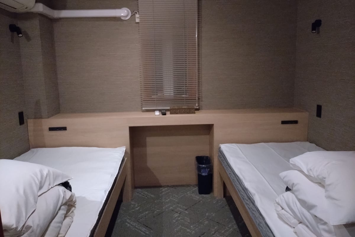 Twin Room, 4 PM check in, Men Only (With Spa Option, Tattoo may not be permitted. Pay at the hotel.) | Free WiFi, bed sheets