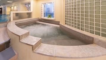 Indoor spa tub