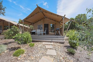 Glamping Tent - Sleeps 4 | Iron/ironing board, free WiFi, bed sheets