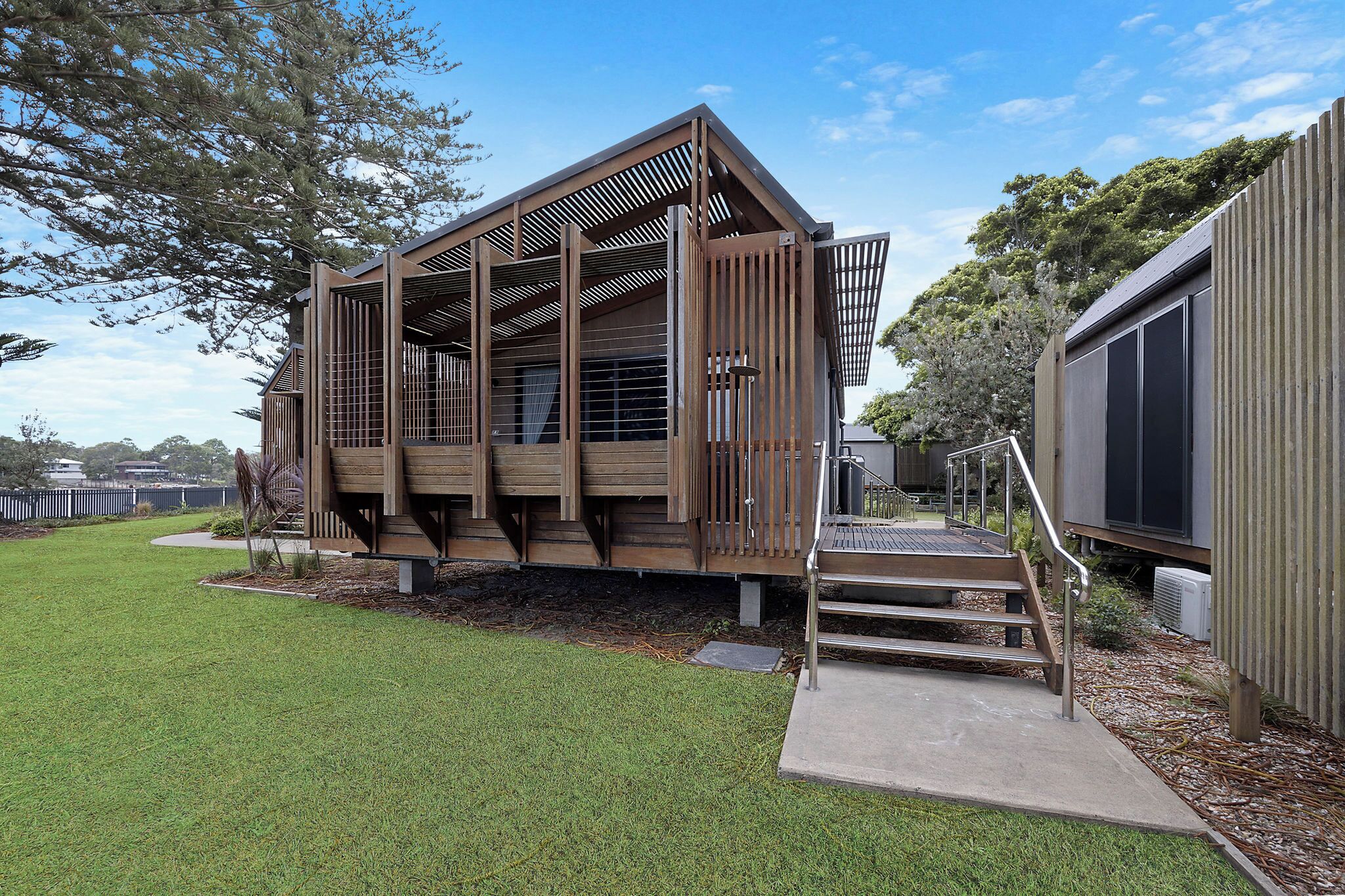 Villa Premium (Sleeps 4 - Accessible) | Wifi gratis y ropa de cama